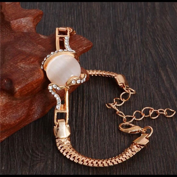 Fashion Bracelet Rose Gold Austrian Crystal Opal - Picture 3 of 3